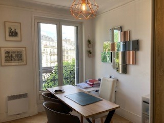 bureau châtelet.jpg